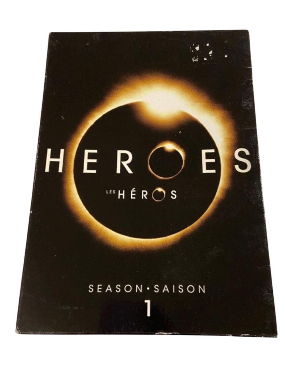 Heroes Season 1 DVD Box Set With Nearly 3 Hours Of Bonus Features & Multilingual